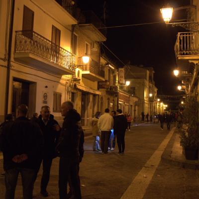 Restituzione abitazioni 100-150m - La piazza si rianima