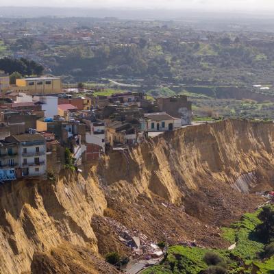 Vista aerea della frana